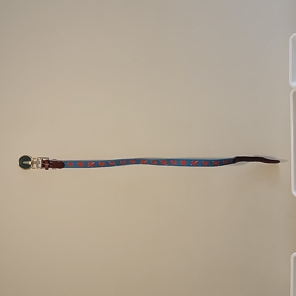 Tucker Blair needlepoint leather blue and red hearts size 34 heart knit - Picture 1 of 8